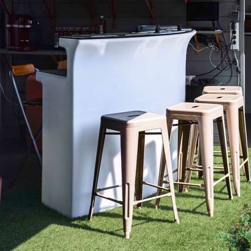 Garden bar
