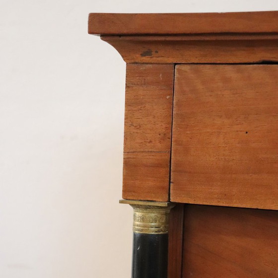 Image 1 of Antieke massief notenhouten ladekast, Italië, begin 19e eeuw