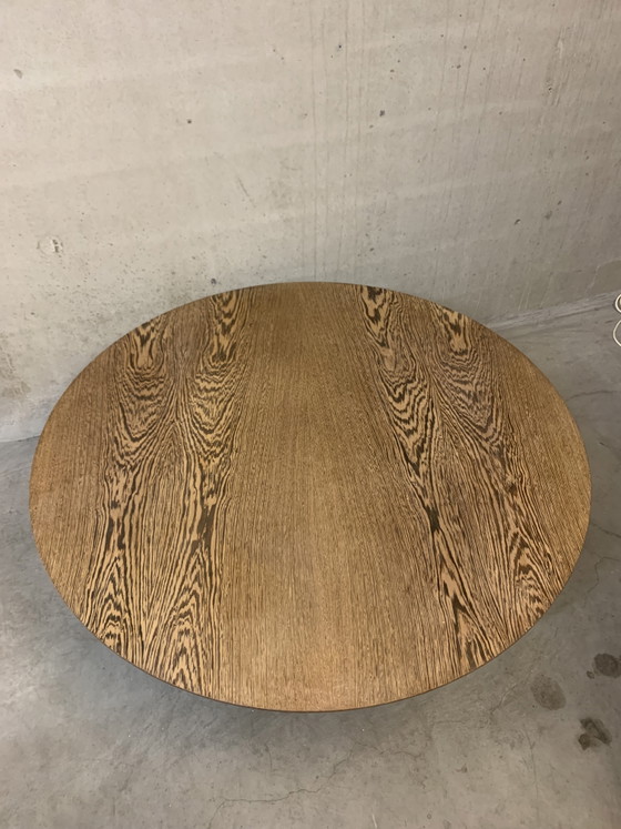 Image 1 of Table basse ronde scandinave vintage.