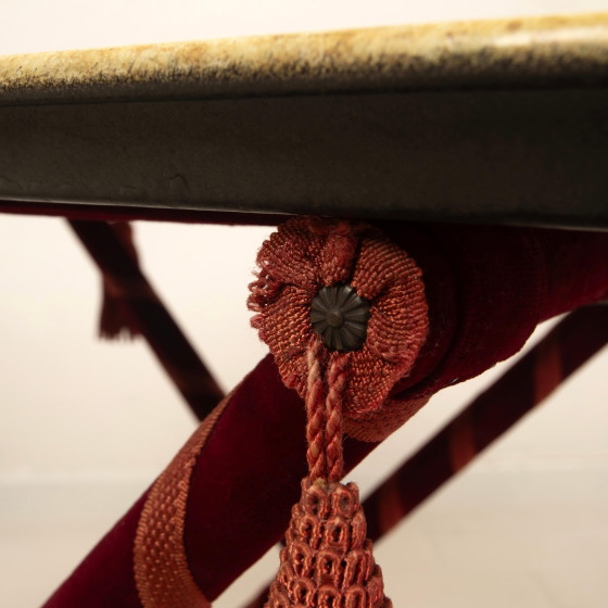 Vassoio araldico di Piero Fornasetti, montato come tavolo su base Foldes, anni '50 – Tavolini, Wood, Velvet (photo 17 of 20)
