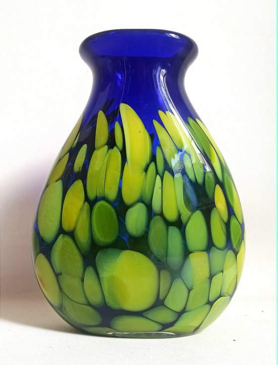 Cobalt Blue Vase with Makora Yellow Inclusion, Height 33 cm – Glass (photo 6 of 13)
