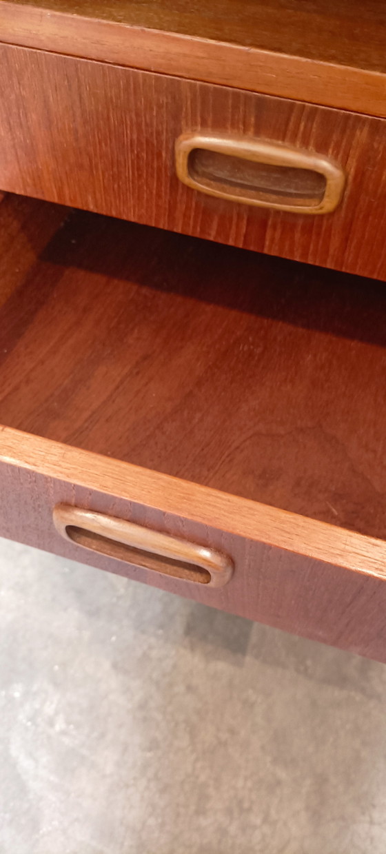 Image 1 of Deens vintage bureau