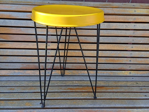 Tjerk Reijenga metal stool Pilastro
