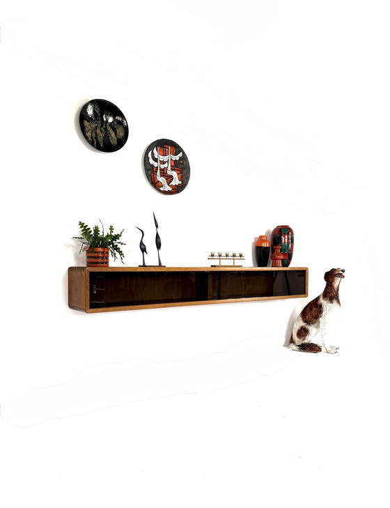 Image 1 of Vintage XL floating wall unit ‘80s