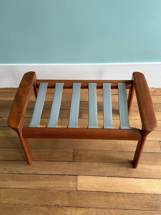 Pouf vintage scandinavo in teak e pelle. – Poggiapiedi e pouf, Leather, Scandinavian (photo 9 of 9)