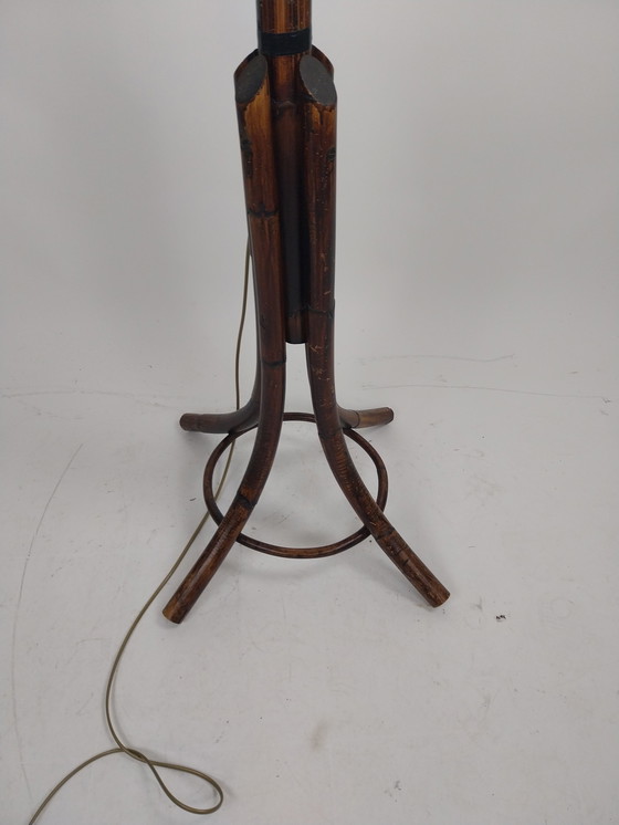 Image 1 of Lampadaire en bambou et osier des années 1970 fabriqué en Italie