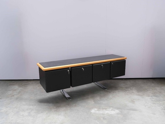 Image 1 of Knoll International Warren Platner de época