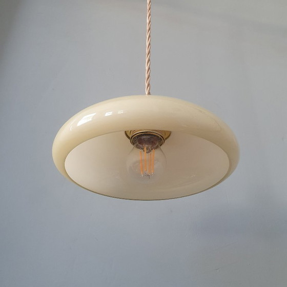 Vintage French Pendant Lamp - Pastel Yellow Opaline Glass – Metal (photo 9 of 12)