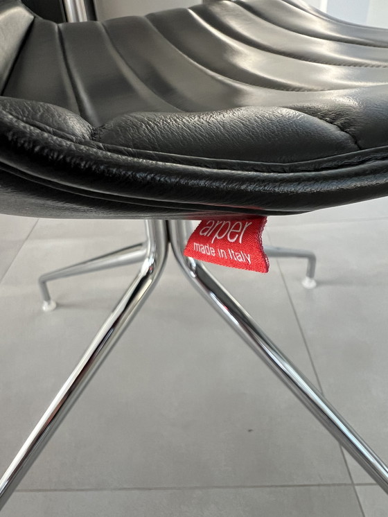 Image 1 of 8x Arper zwart leren (draai)stoel