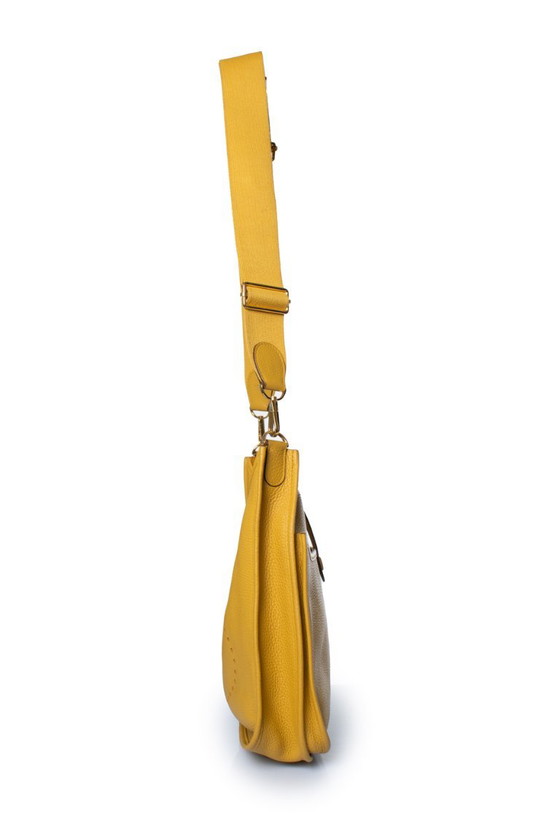 Hermes, Evelyne III Crossbody Bag in Yellow – Hermès, Lambskin (photo 2 of 9)