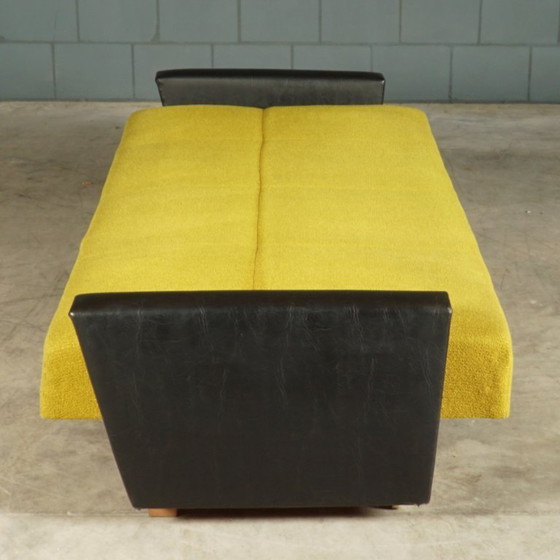 Image 1 of Vintage seating area – sofa/sofa bed – armchairs – 1960s