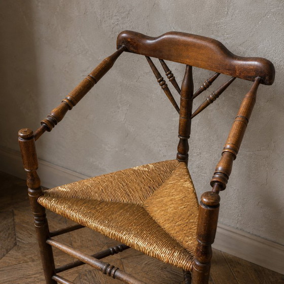 Image 1 of Antieke hoekstoel met rieten zitting, circa 1880-1910