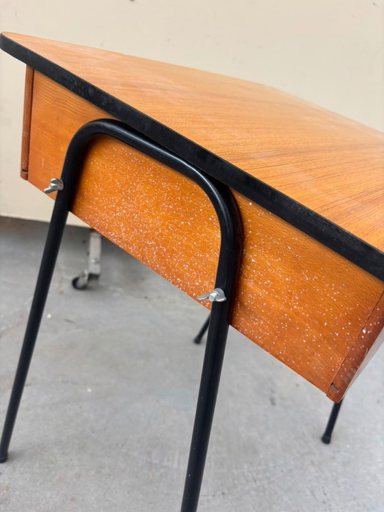 Tavolino vintage in legno Mid-Century con gambe in metallo nero – anni '60 – Tavolini, Wood (photo 5 of 7)