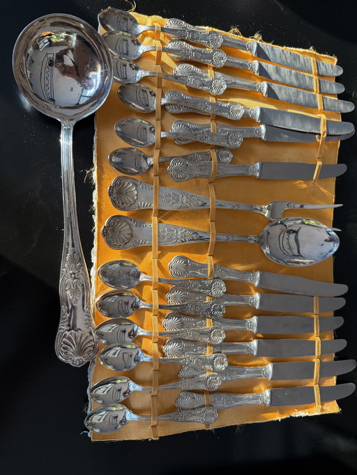 Vintage Verzilverde 61-Delige Bestekset Haags Lofje