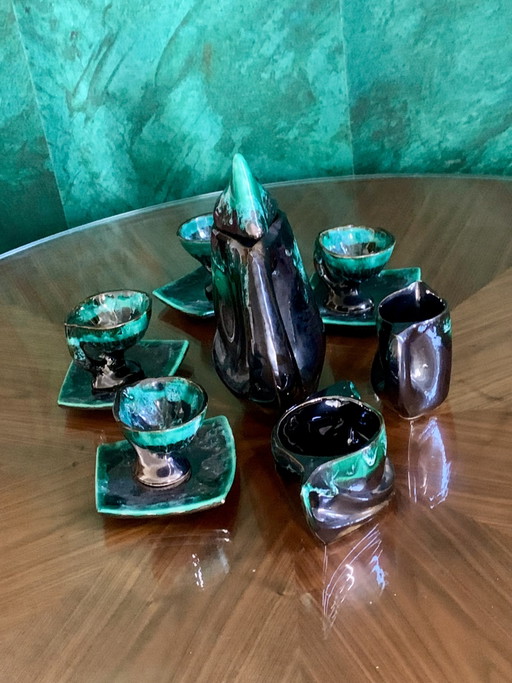 Service À Café / Thé Sculptural Vallauris Vintage — Émail Vert Émeraude Réactif & Noir Profond (Années 1950–1960)