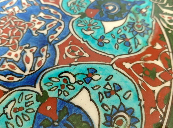 Piatto da parete in ceramica turca, Kütahya (Özen Çini) Vintage anni '70 – Decorazioni murali (photo 11 of 13)