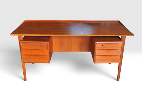 Peter Løvig Desktop in teak for Hedensted Møbelfabrik – Wood (photo 13 of 14)