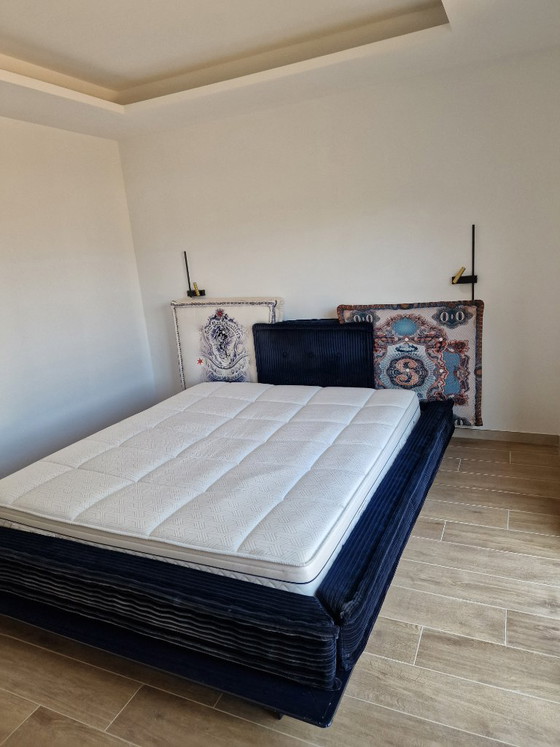 Roche Bobois Mah Jong Bed 180x200 + 2 bedside tables – Double beds, Wood (photo 3 of 5)