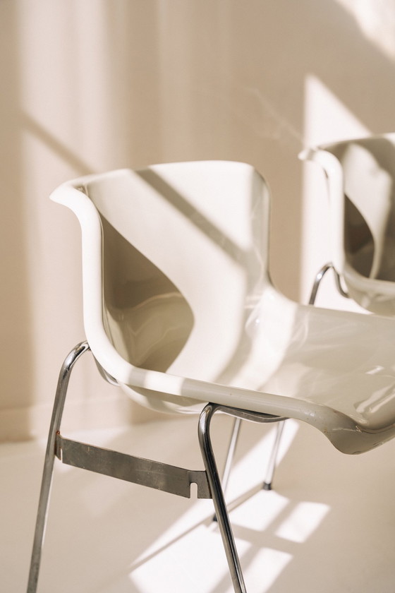 Image 1 of Elfenbeinfarbene Space Age Artifort Stühle