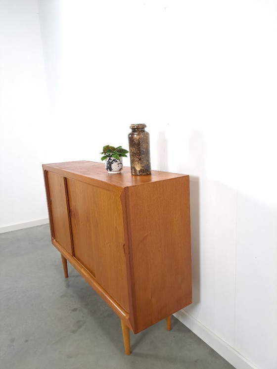 Image 1 of Mid Century Deens teak hoog dressoir