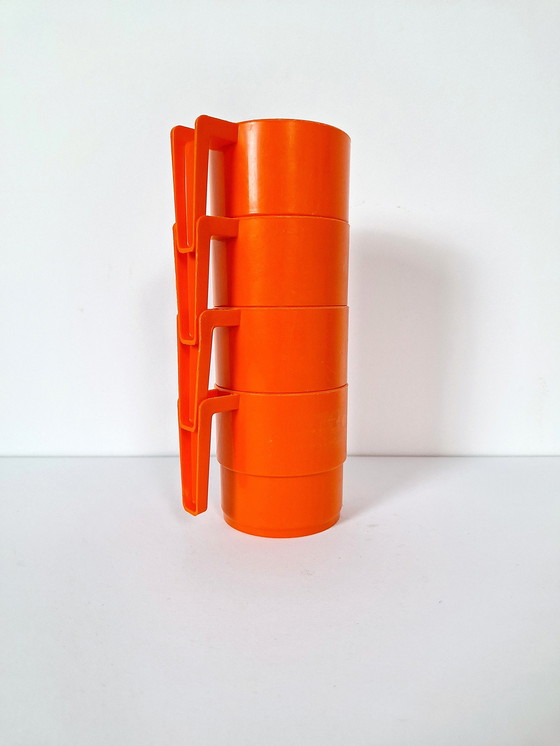 Image 1 of Lot de 4 gobelets vintage en plastique orange, style rétro pour pique-niques et camping, gobelets d'extérieur durables, styl