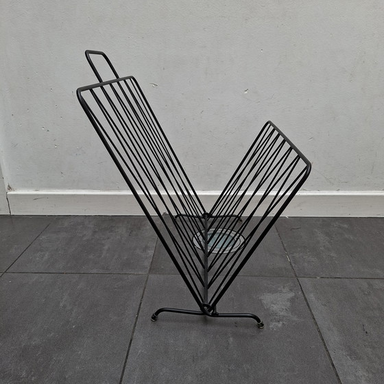 Image 1 of Newspaper rack - Diamond pattern - Modern