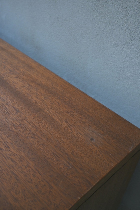 Image 1 of Elegante credenza vintage