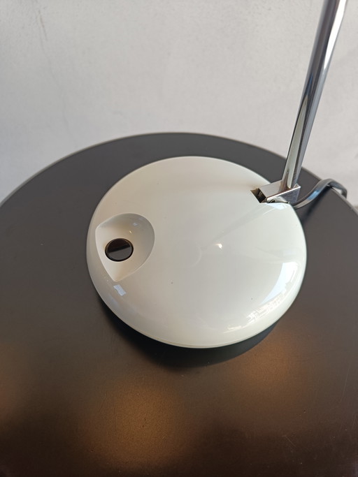 Vintage Space Age Table Lamp in White Plastic and Chrome, Italy 1970s/1980s