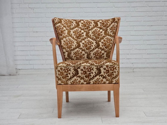 Image 1 of Années 1960, design danois d'Alfred Christensen, fauteuil, modèle 177, velours d'ameublement, bois rénové.