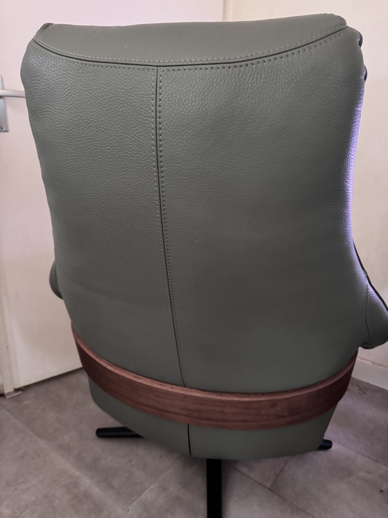 Image 1 of Leolux R10 Olijfgroen