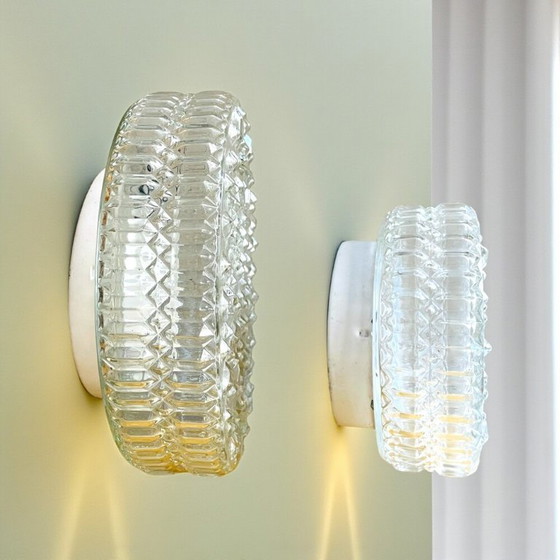 Image 1 of Lámparas de techo o pared empotradas con cristales redondos y clavos, década de 1990, juego de 2