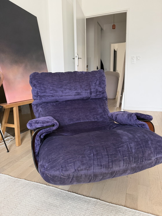 Image 1 of Fauteuil ligne roset Marsala purple velvet