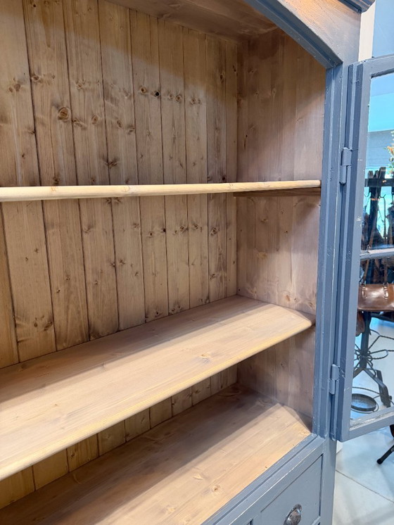 Image 1 of Vetrina grigia con ante in vetro e 12 cassetti | Mobile buffet