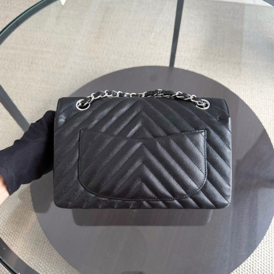 Image 1 of Borsa Chanel Classic Flap Small - Caviar 23CM Chevron Nero Hardware Argento Serie 25