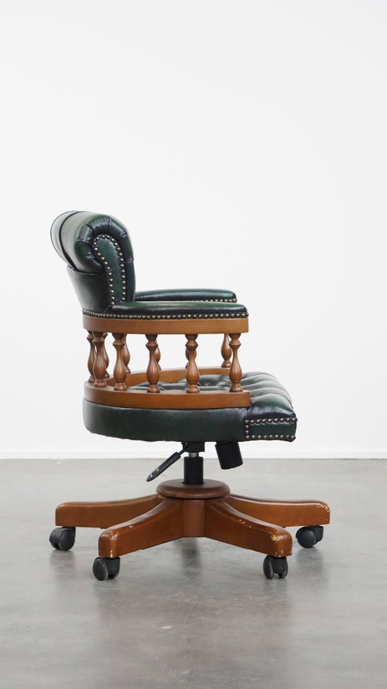 Image 1 of Sedia da ufficio Chesterfield in pelle di mucca inglese verde
