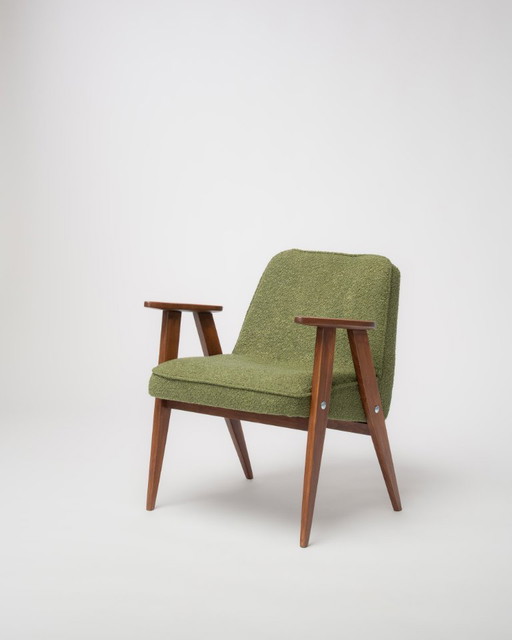 Fauteuil restauré de style moderne du milieu du XXe siècle : J. Chierowski, modèle 366