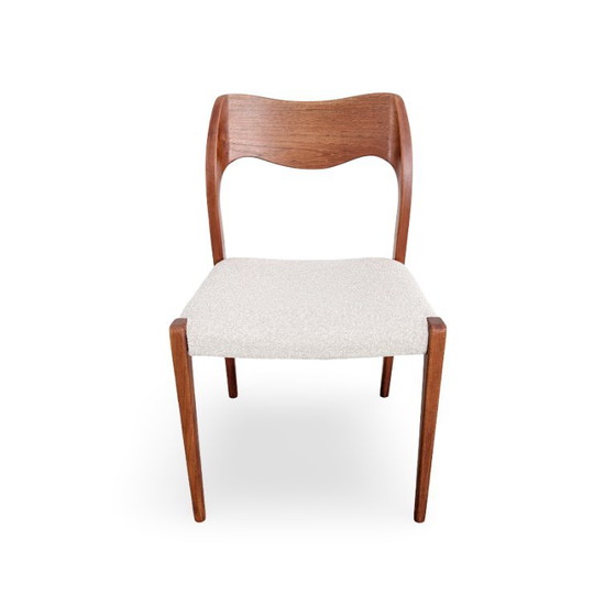 Set van 5 Niels Otto Møller stoelen model 71 Bouclé JL Mollers 1960 – Hersteller: JL Mollers Mobelfabrik (photo 4 of 10)