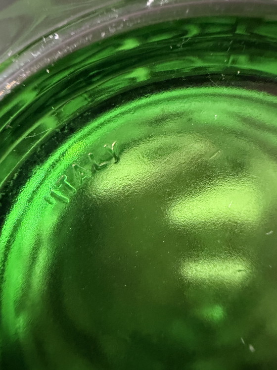 Image 1 of Juego italiano de vasos y jarra Bormioli verde esmeralda