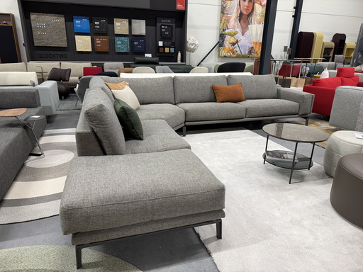 Sofá esquinero Leolux Bellice de tela de pino, 307 x 351 cm