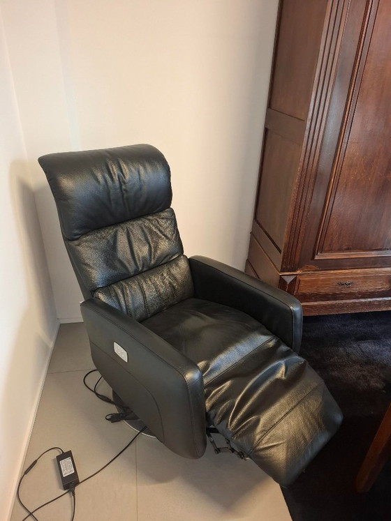 Image 1 of Fauteuil inclinable électrique Hjort Knudsen
