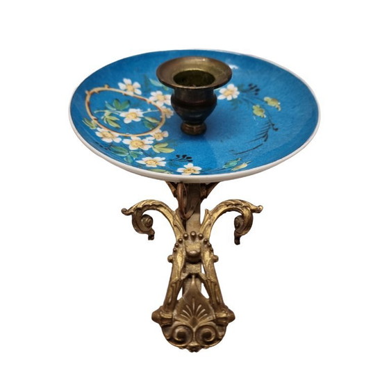 Image 1 of Alter bronzener Kerzenleuchter mit Porzellanteller