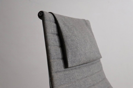 Early edition Eames EA124 Aluminium Group Lounge Chair by Herman Miller, 1970s – Swivel chairs, Vintage (photo 10 of 16)