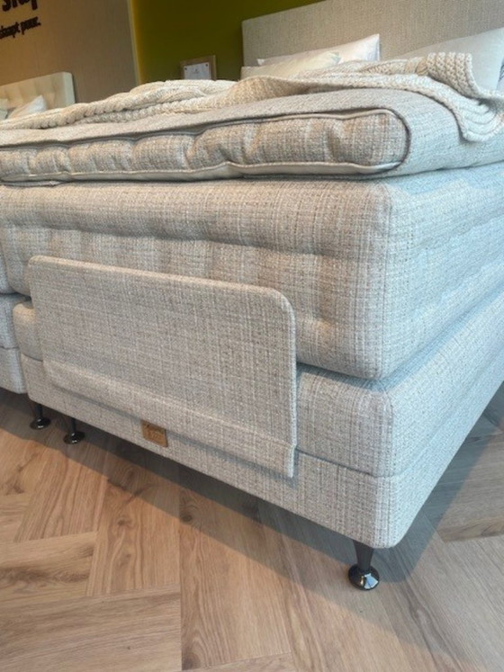 Image 1 of Mattsons Lotus Adjustable 180x210cm incl. hoofdbord (Firm/Extra Firm)
