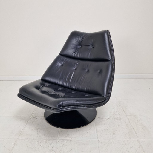 Artifort F511 fauteuil van Geoffrey Harcourt in leer, jaren 70.