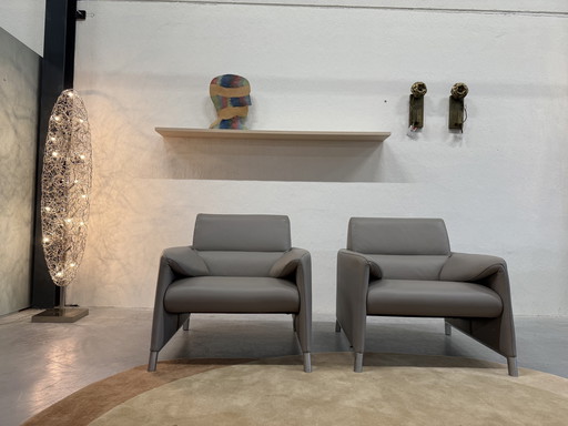 2 Poltrone Leolux Felizia pelle grigia