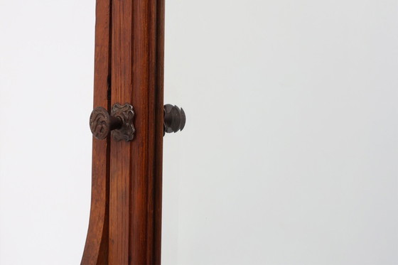 Image 1 of Houten Art Deco scheerkast met afgeschuinde spiegel, Frankrijk