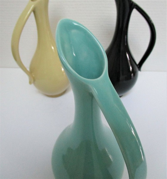 Image 1 of Tres jarras de cerámica de la década de 1960