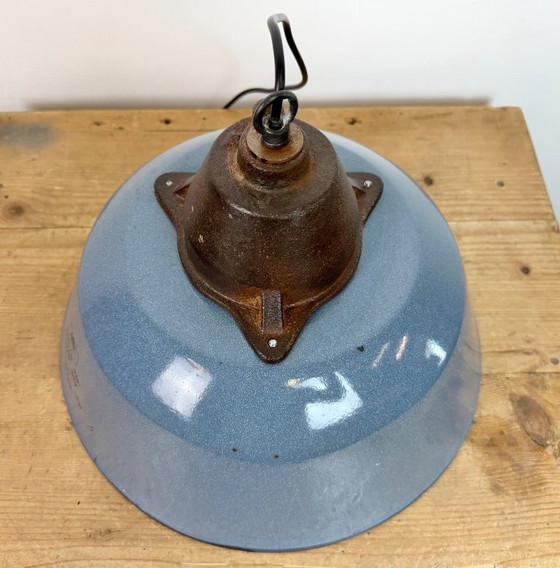 Image 1 of Industriële hanglamp van grijs emaille en gietijzer, jaren 60