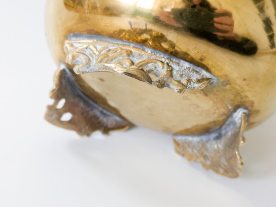 Fioriera vintage in ottone con piedini e manici decorati. – Vasi per piante, Brass (photo 7 of 15)