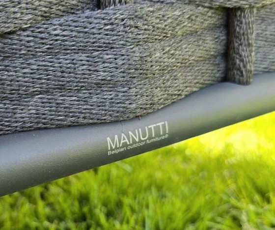 Image 1 of Set completo di divani, sedie, tavolo e braccioli Manutti Air Lounge modulari